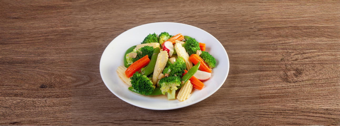 Steamed vegetables on a plate
