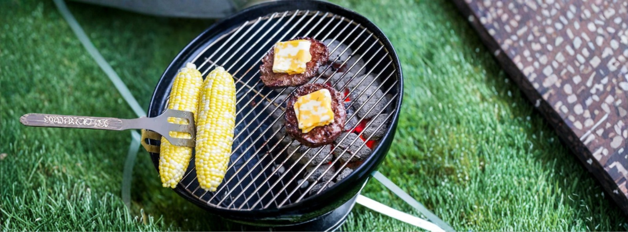 Two-zone charcoal grill setup